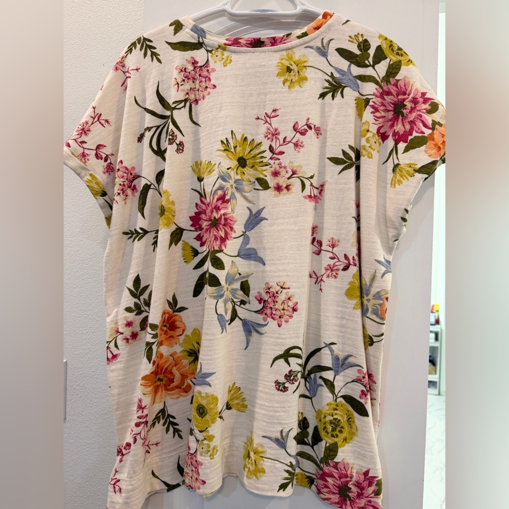 LOFT Multicolor Floral Top NWOT - Picture 2 of 3